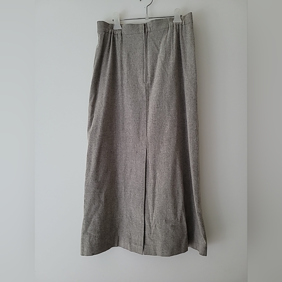 Giesswein Maxi A-Line Skirt for Casual Work - Picture 2 of 8